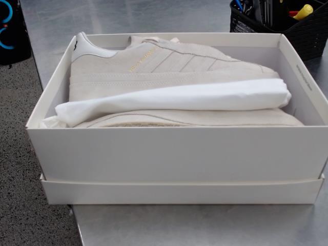 Adidas y3 inbox brand new creme