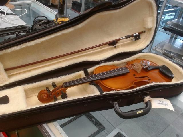 Petit violont avec case