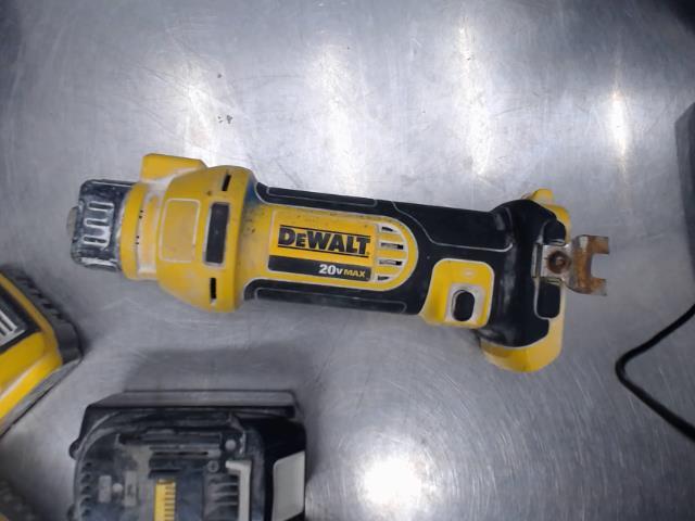 Cut-out tool dewalt