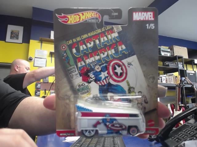 Hotwheels marvel captain america