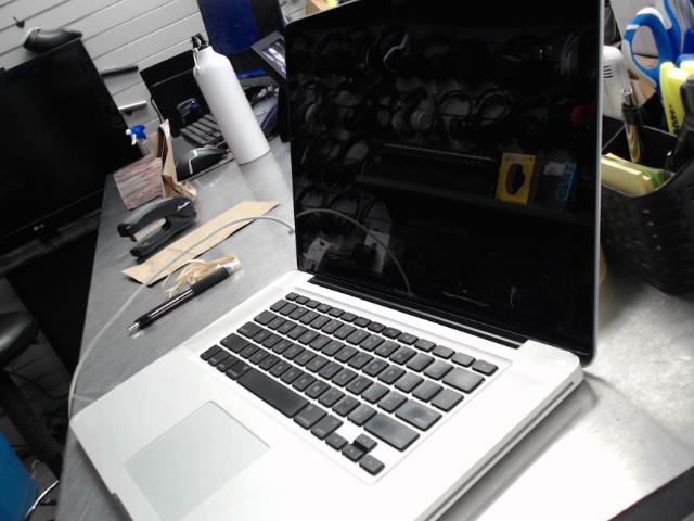 Macbook pro deja amener mdp :xsex