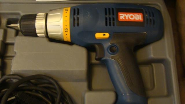 Perceuse a fil ryobi