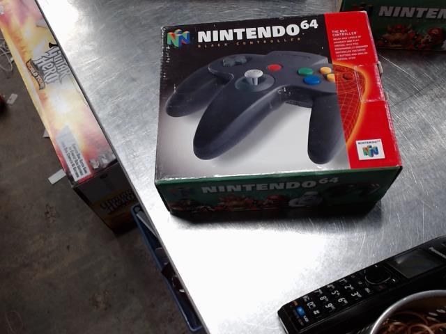 Black nintendo 64 controller