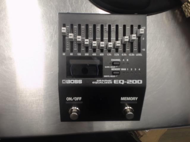 Boss eq-200