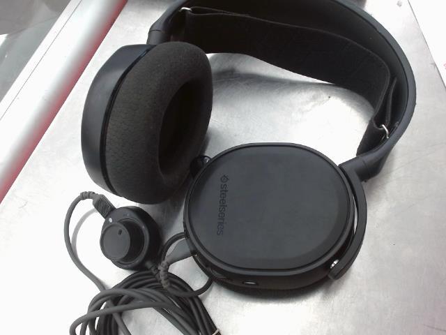 Casque ecouteur gaming steelseries