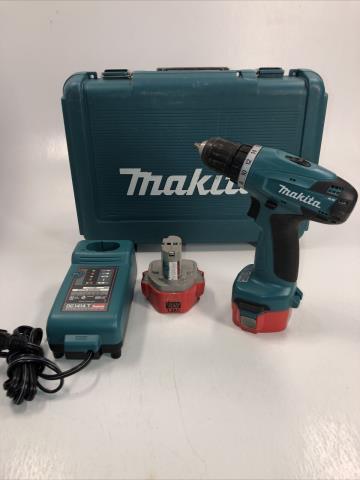 Drill makita +case +chrg (pret confiance