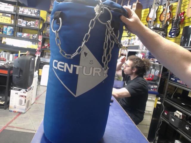 Punching bag bleu