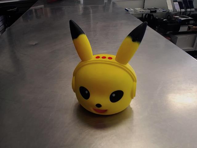 Speakers pikachu