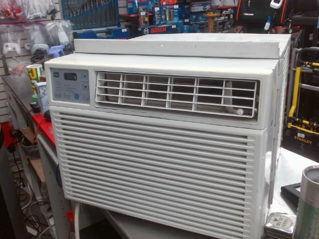 Climatiseur a fenetre 12050btu