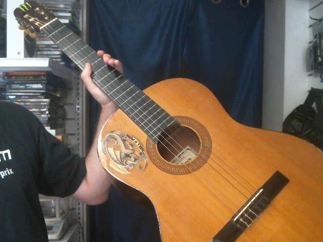 Guitare acoustique handcrafted