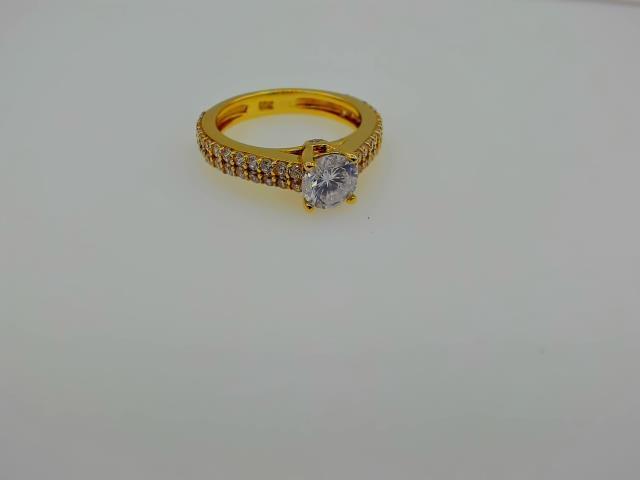 BAGUE EN OR 10KT