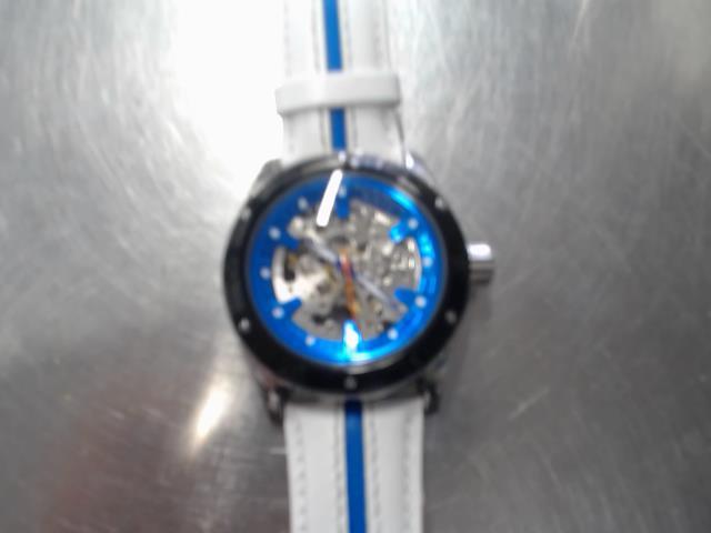 Montre skeleton