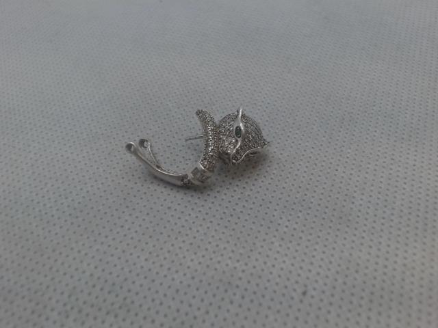 Boucle d'oreille seule leopard en argent