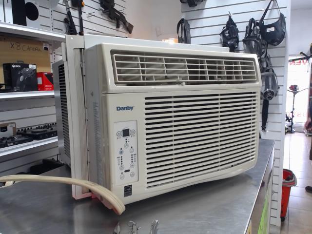 Air climatis 12500 btu