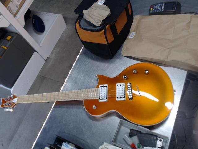 Guitare lect kramer assault + tangerine