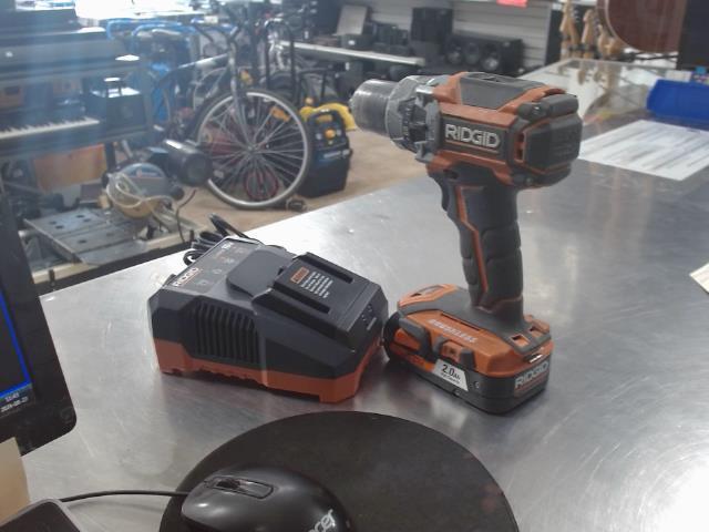 Drill ridgid + batt 2.0ah + charg