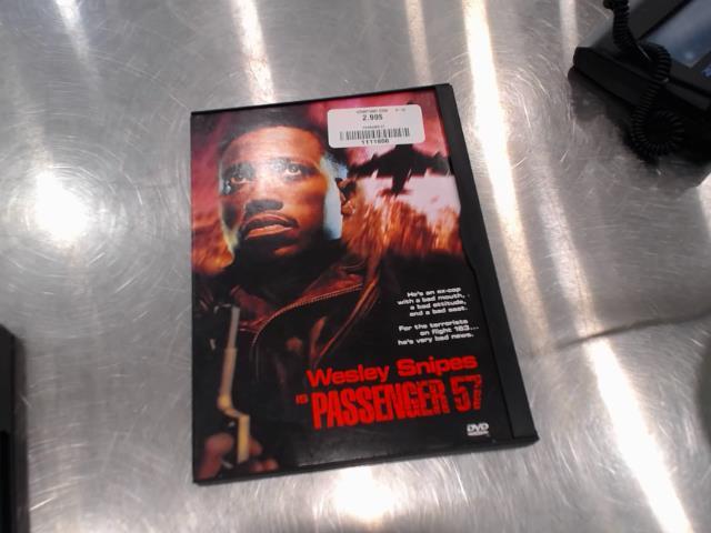 Wesley snipes is pasenger 57