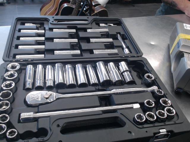 Socket set