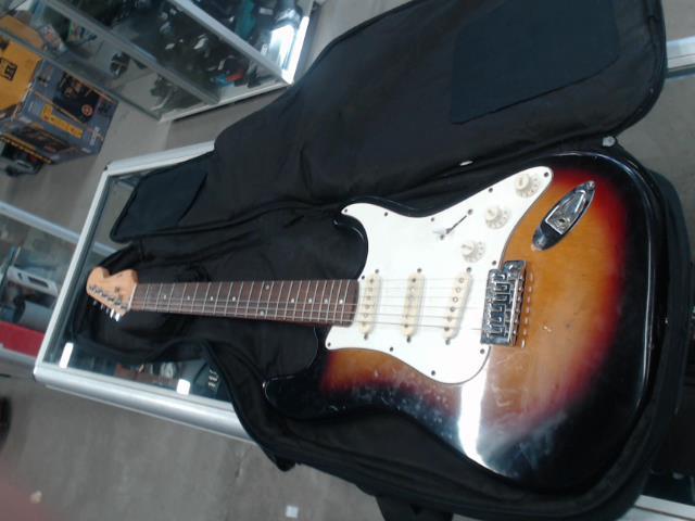 Fender stratocaster sunburst