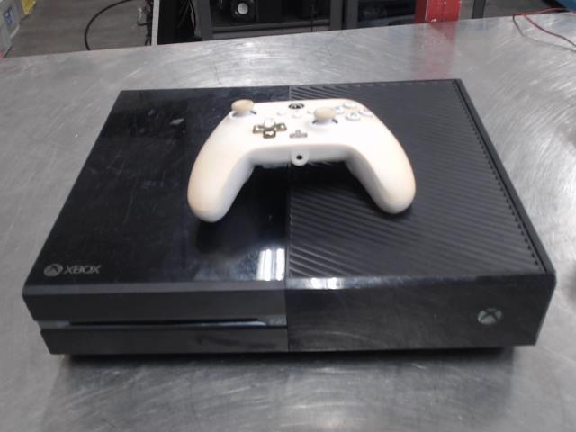 Xbox one +1manette+fil