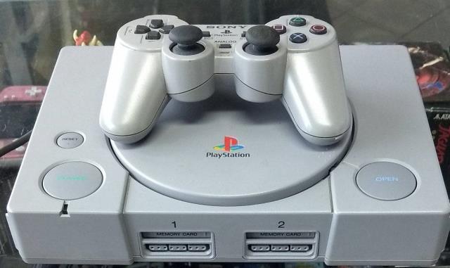 Console playstation 1 + manette