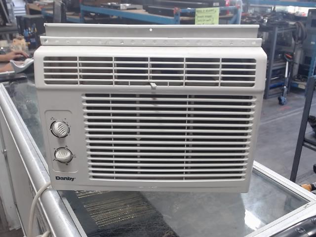 Air climatis 5000 btu