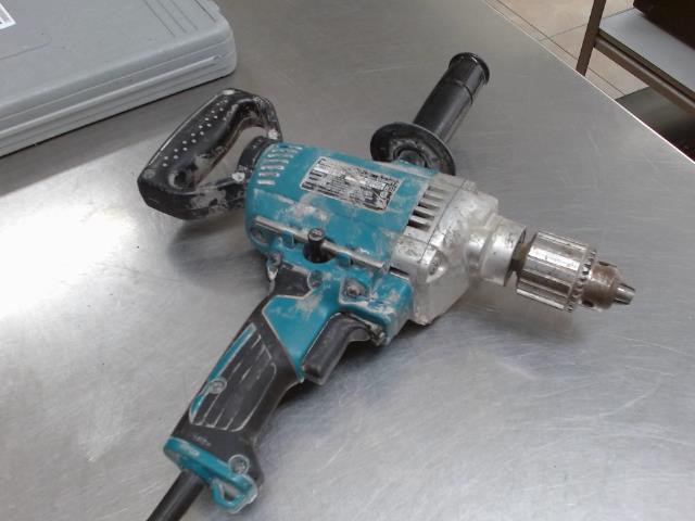 Drill makita