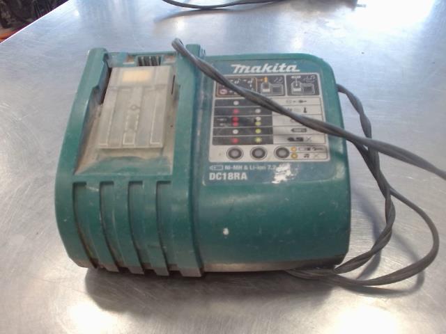 Charger makita electrique