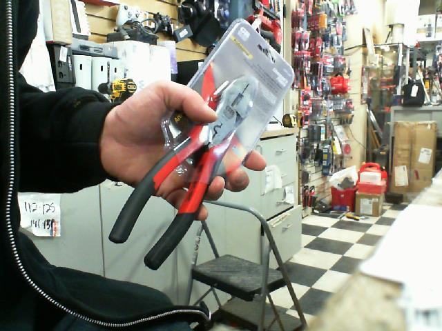 Lineman plier