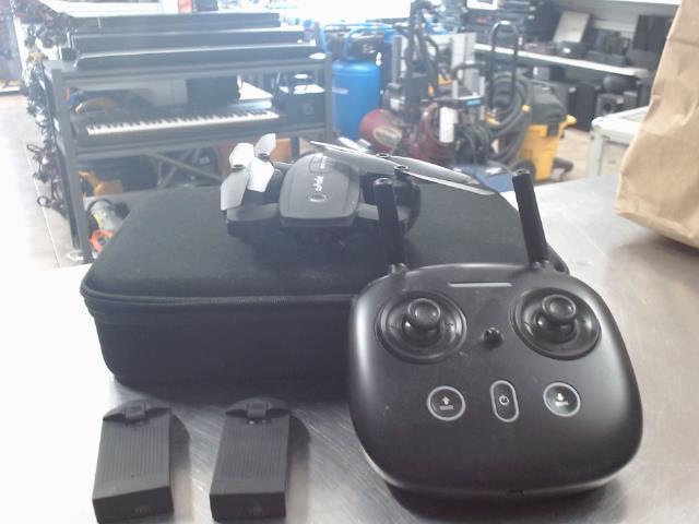 Drone+manette+2batt+acc dcase