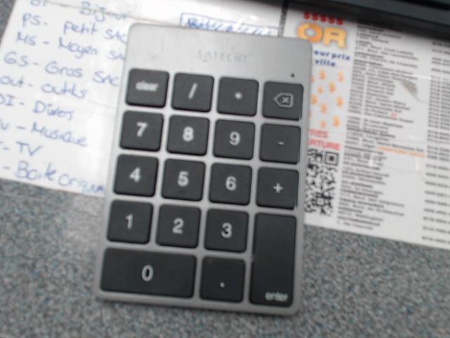 Slim wirellles keypad