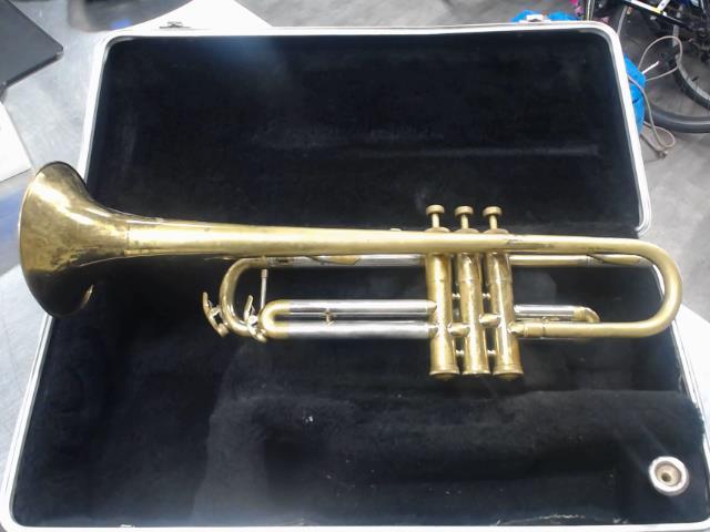 Vintage boosey & hawkes trumpet