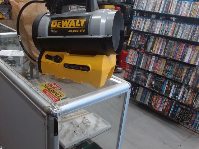 Chaufferette a battery dewalt 68000btu