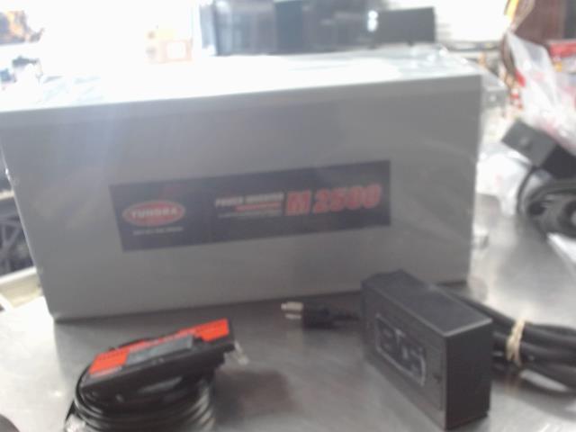 Ondulateur courrant 2500watt+acc(neuf)