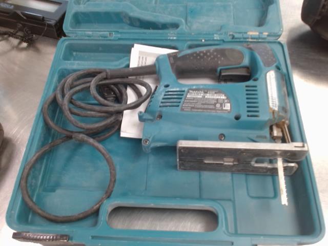 Jigsaw makita dans case