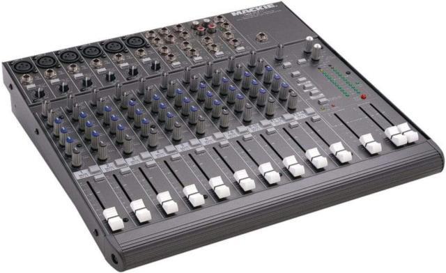 Low noise high headroom 14channel mixer