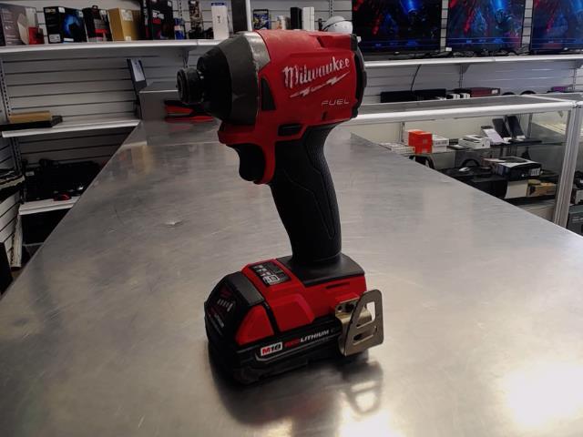 Impact drive milwaukee 1/4