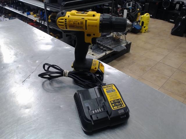 Drill dewalt + batt 1.3 ah + charg