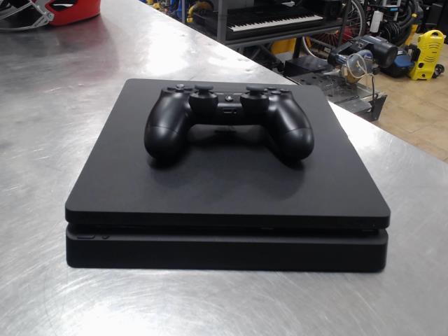 Ps4 slim 500g + charg + man