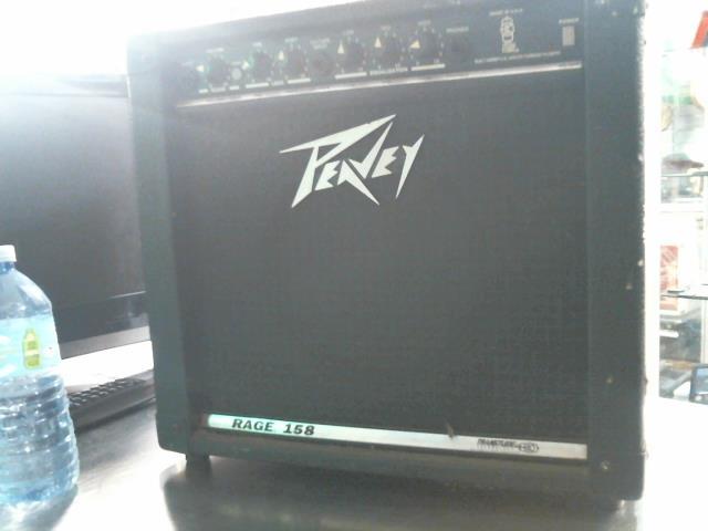 Combo guitar amp