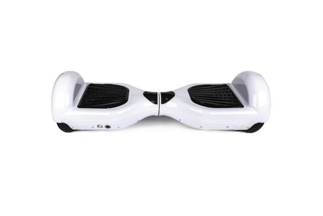 Hoverboard chinois blanc avec chargeur