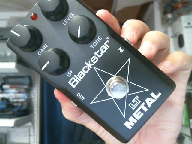 Pedal de guitare metal