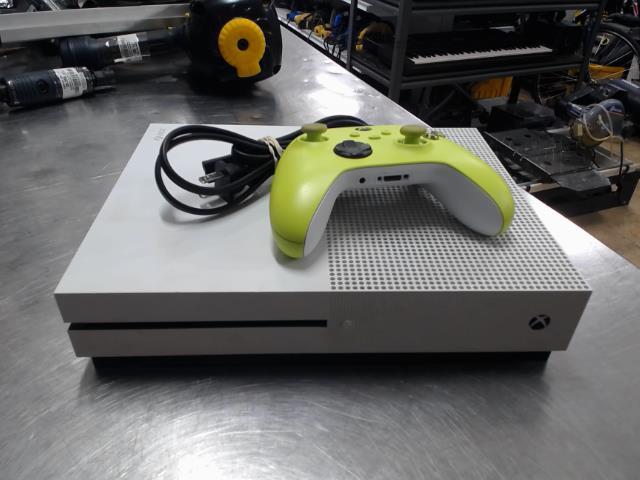 Xbox one s 500g + man + fil