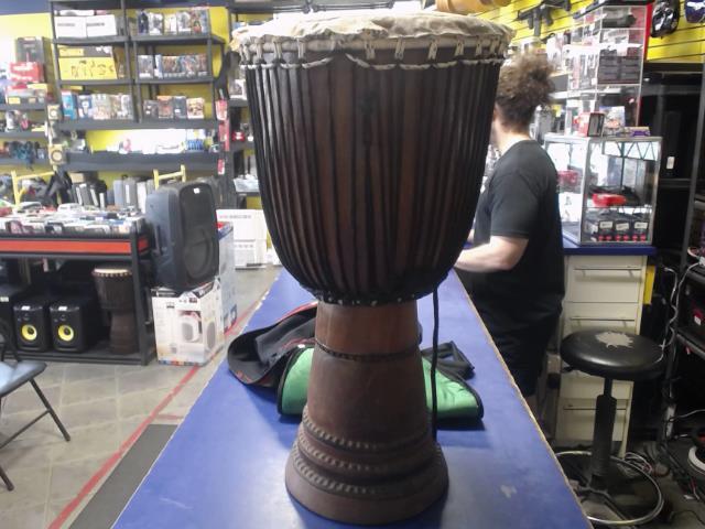 Djembe dans case jamaica