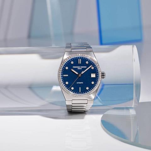 Montre diamants bleue automatique