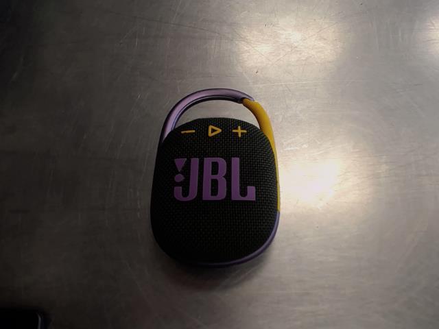 Speaker jbl clip 4