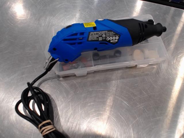 Dremel avec accesoire