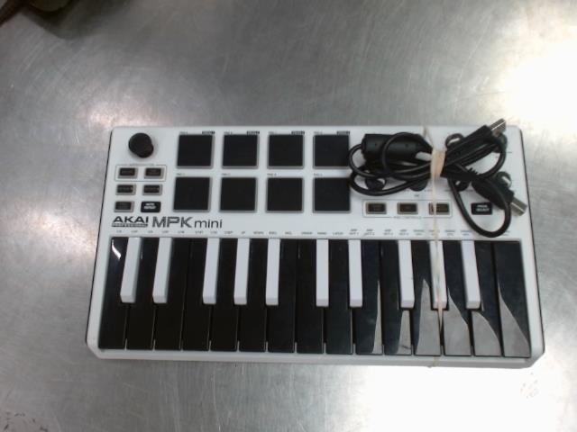 Keyboard pad controller acc en