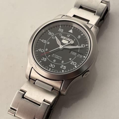 Montre seiko pour homme automatique