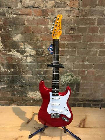 Jay turser mini stratocaster rouge